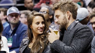 ‘Bachelor’ Alum Nick Viall and Vanessa Grimaldi Cozy Up at Basketball Game in His Hometown: ‘With My Man’